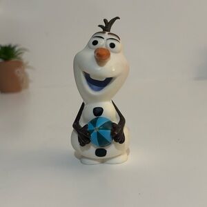 Disney Olaf White Snowman Figure with Blue Teal Beach Ball